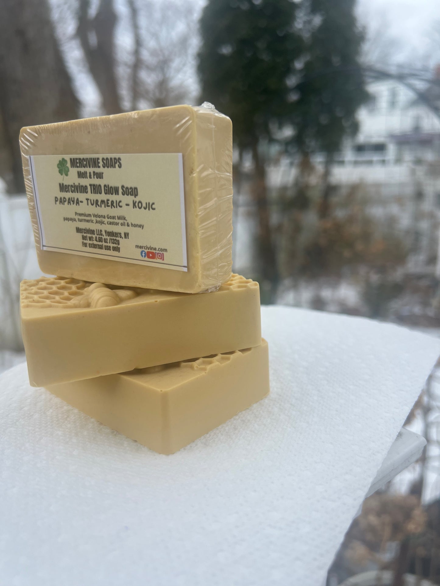 Mercivine Triple Glow Bar  " Papaya - Turmeric - Kojic"