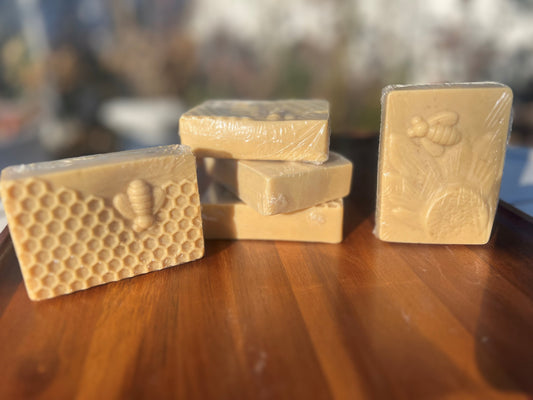 5-Bar for $35 - Collagen & Glutathione with " Turmeric & Licorice Soap Bundle - GOAT BASE M& P)